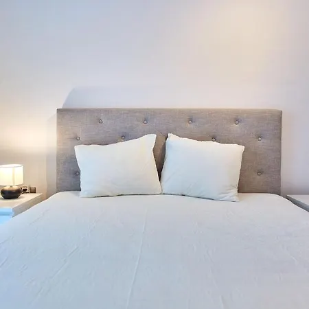 فندق Luxuri By Alz Năvodari