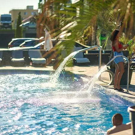 فندق Luxuri By Alz