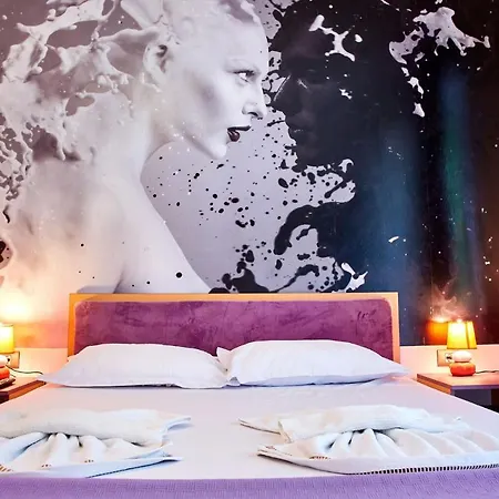 Luxuri By Alz فندق Năvodari