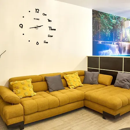 Luxuri By Alz فندق Năvodari