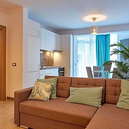 Luxuri By Alz Hotel