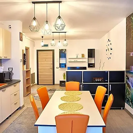 Luxuri By Alz Hotel 5*