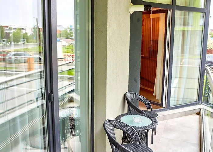 Luxuri By Alz 5* Navodari